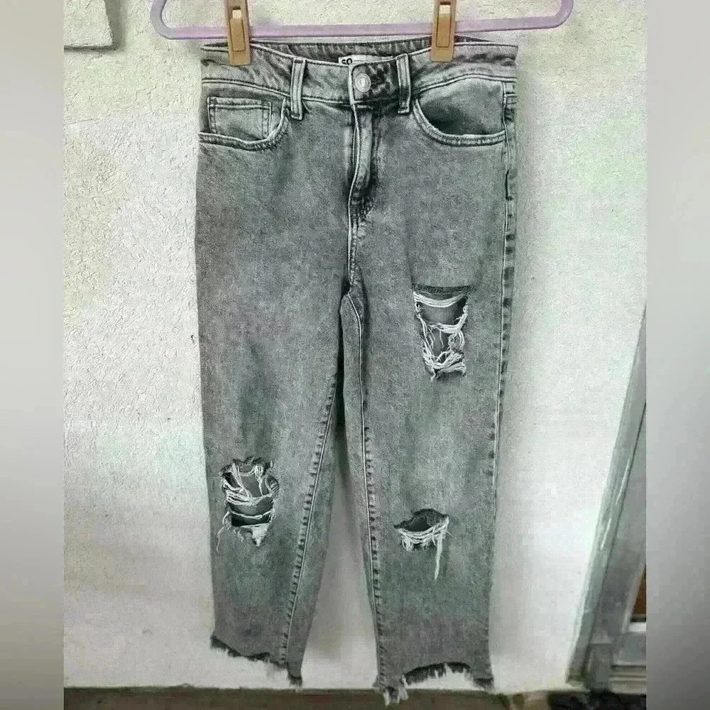 SO distressed black wash jeans. Size 3/26 high rise straight - Picture 1 of 3